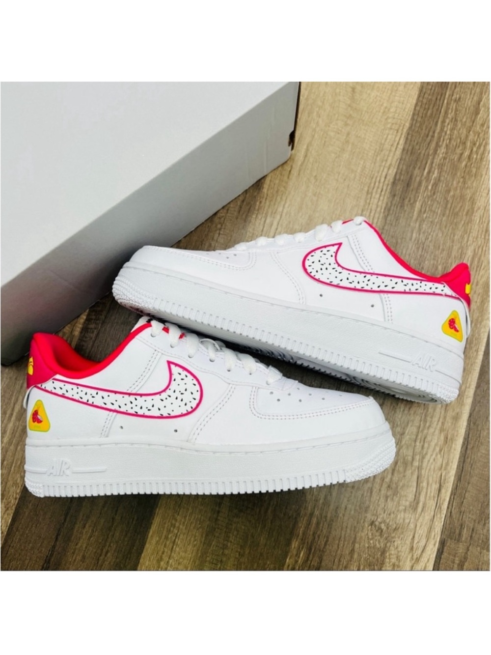 Nike Air Force 1'07 LX White Sneakers with Hot Pink Trim and Multicolor Heel